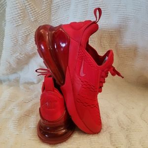 Nike Air Max 270 University Red